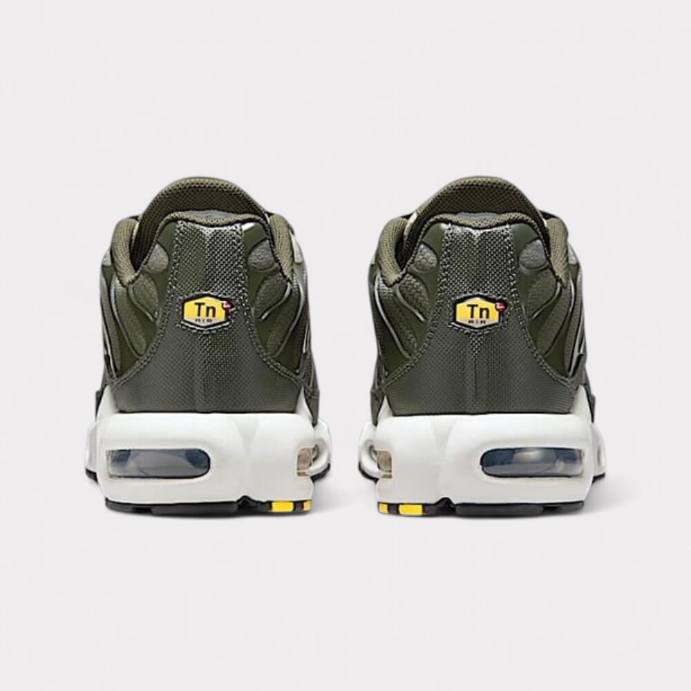Nike Air Max Plus Sequoia Cargo Khaki 3/4