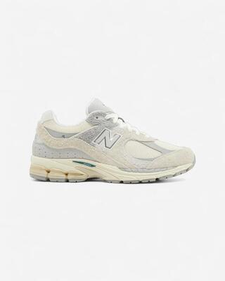 New Balance 2002R Linen