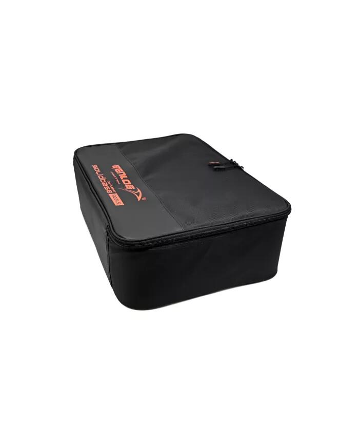 Torba wędkarska na kołowrotki EVA SOLID Base Carbon 40x29x13 4/4