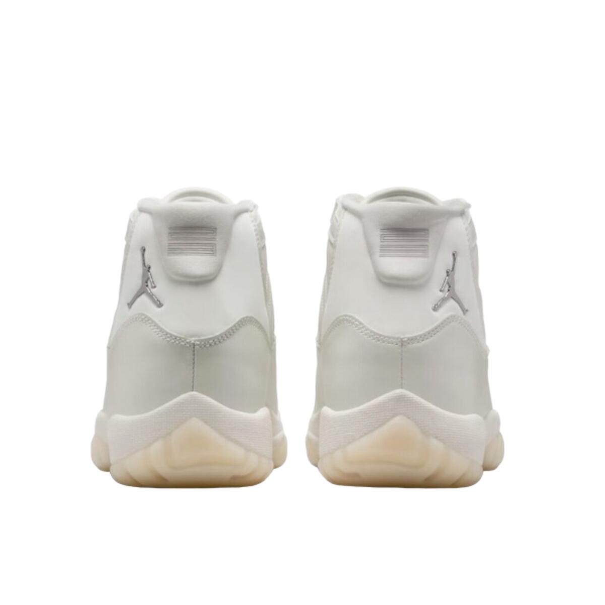 Chaussures  11 Retro Pearl 3/4