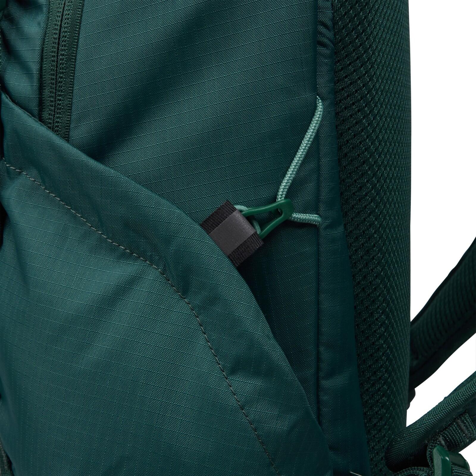 Zaino Berghaus 24/7 365 18L 5/7