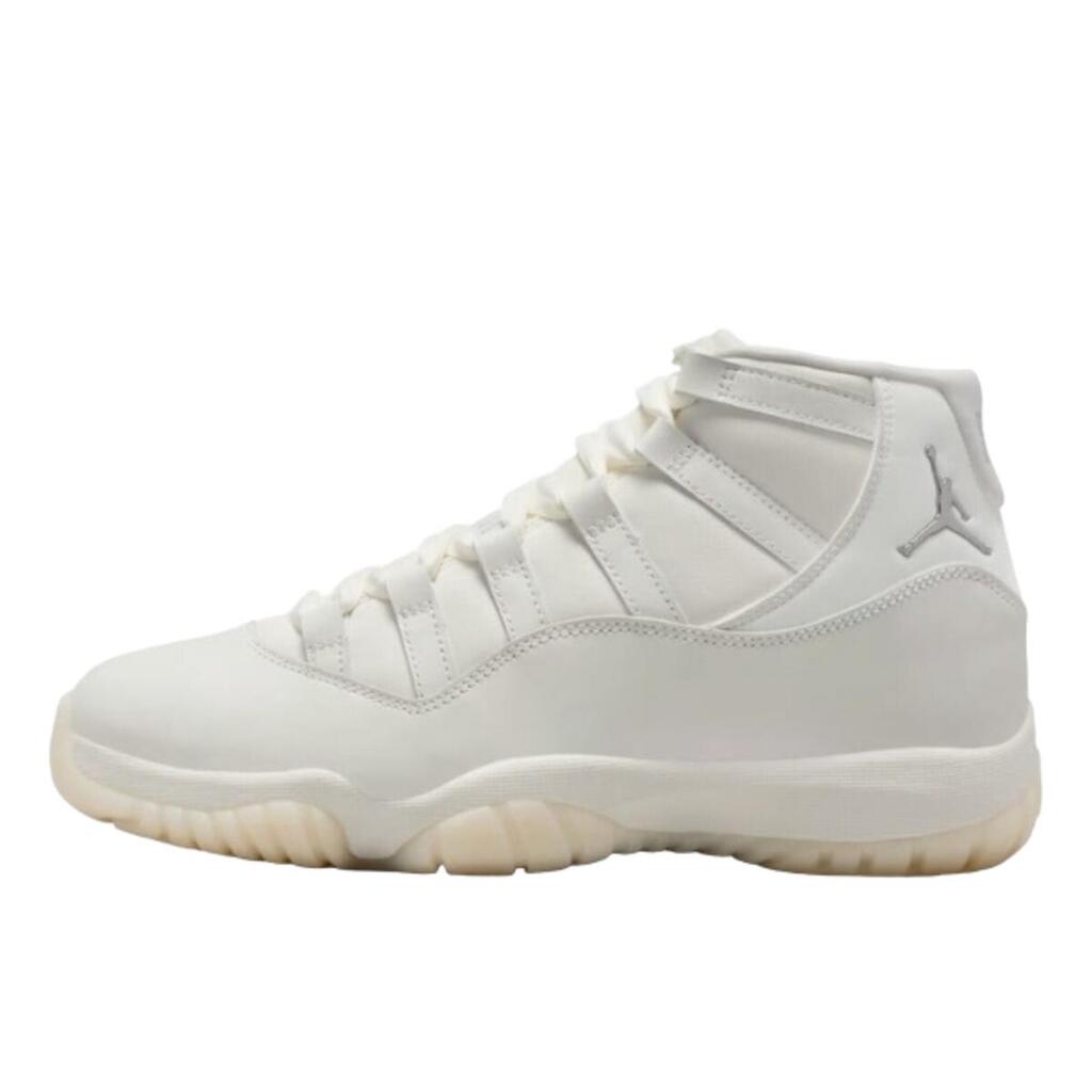 Shoes  11 Retro Pearl