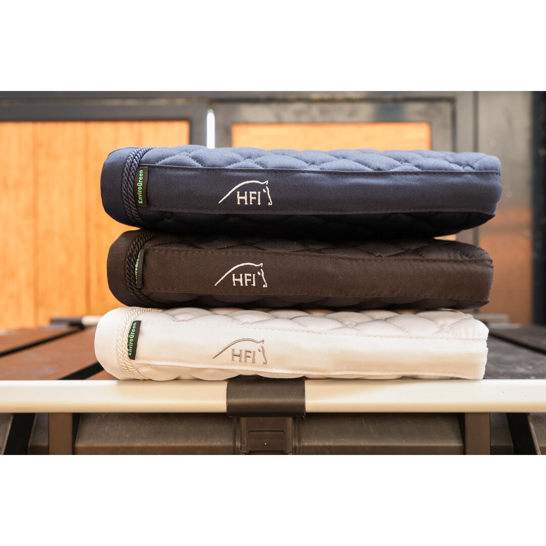 Tapis de dressage pour cheval HFI Square 3/3