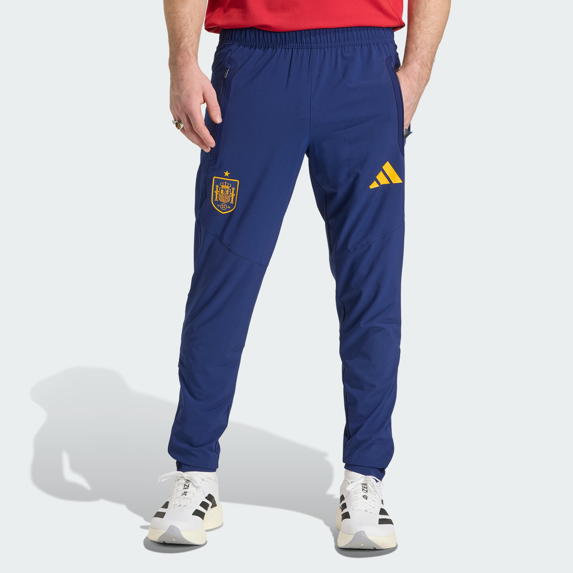 ADIDAS Pantaloni Tiro Travel SPAIN