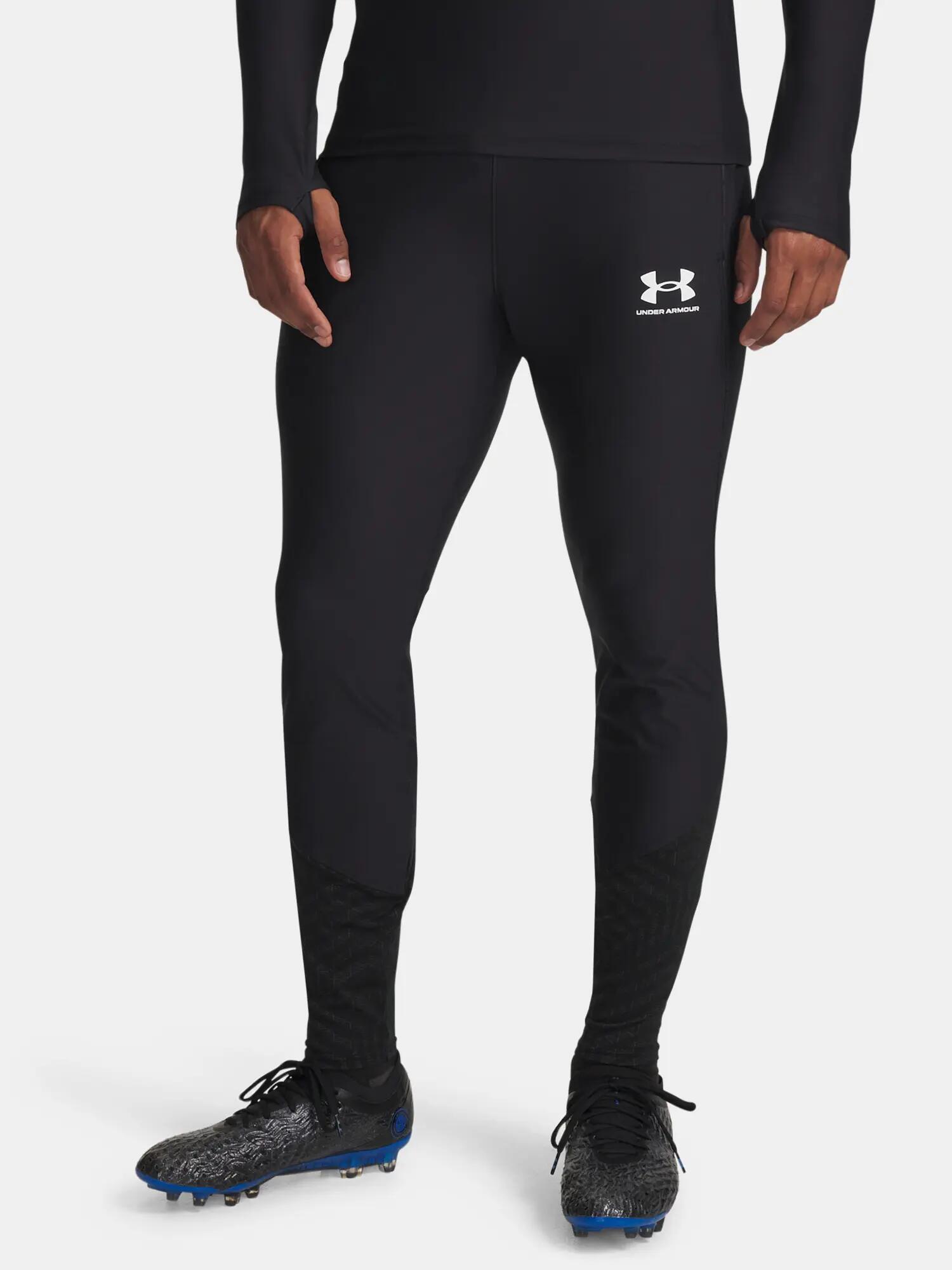 UNDER ARMOUR picture