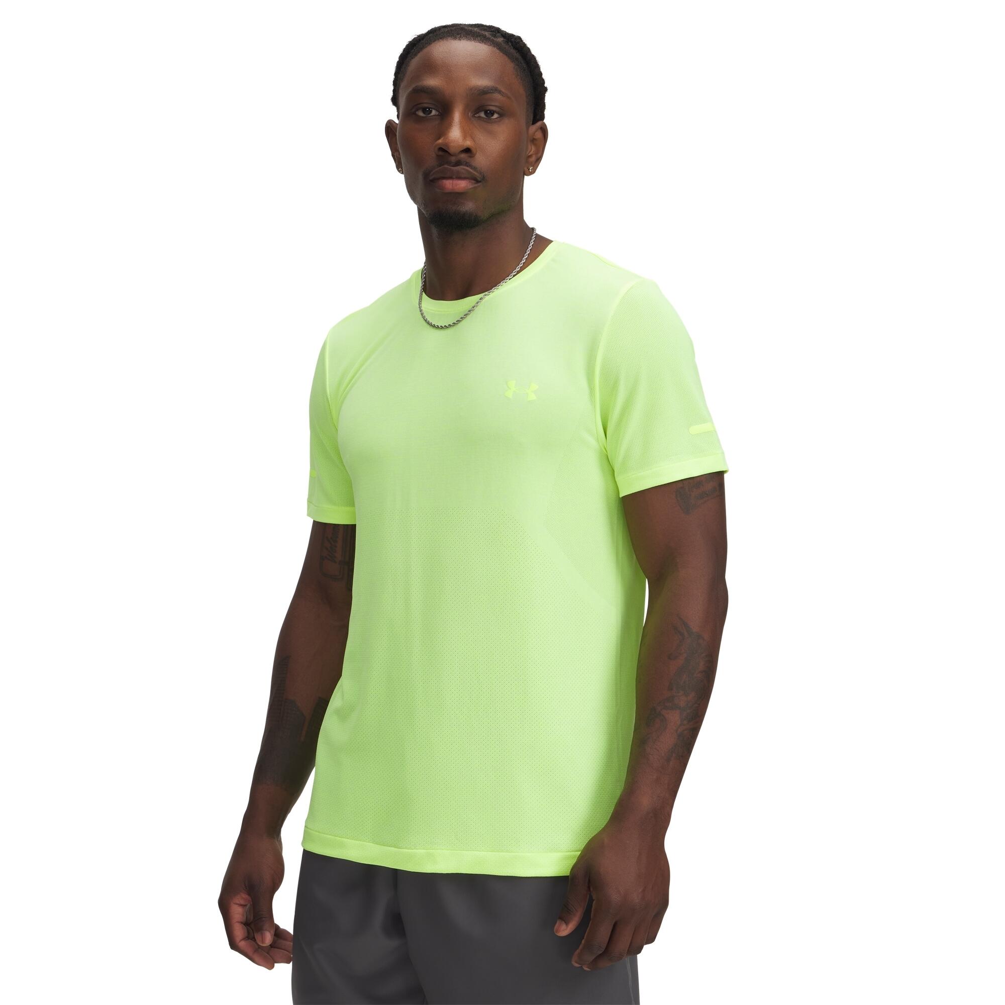 UNDER ARMOUR picture