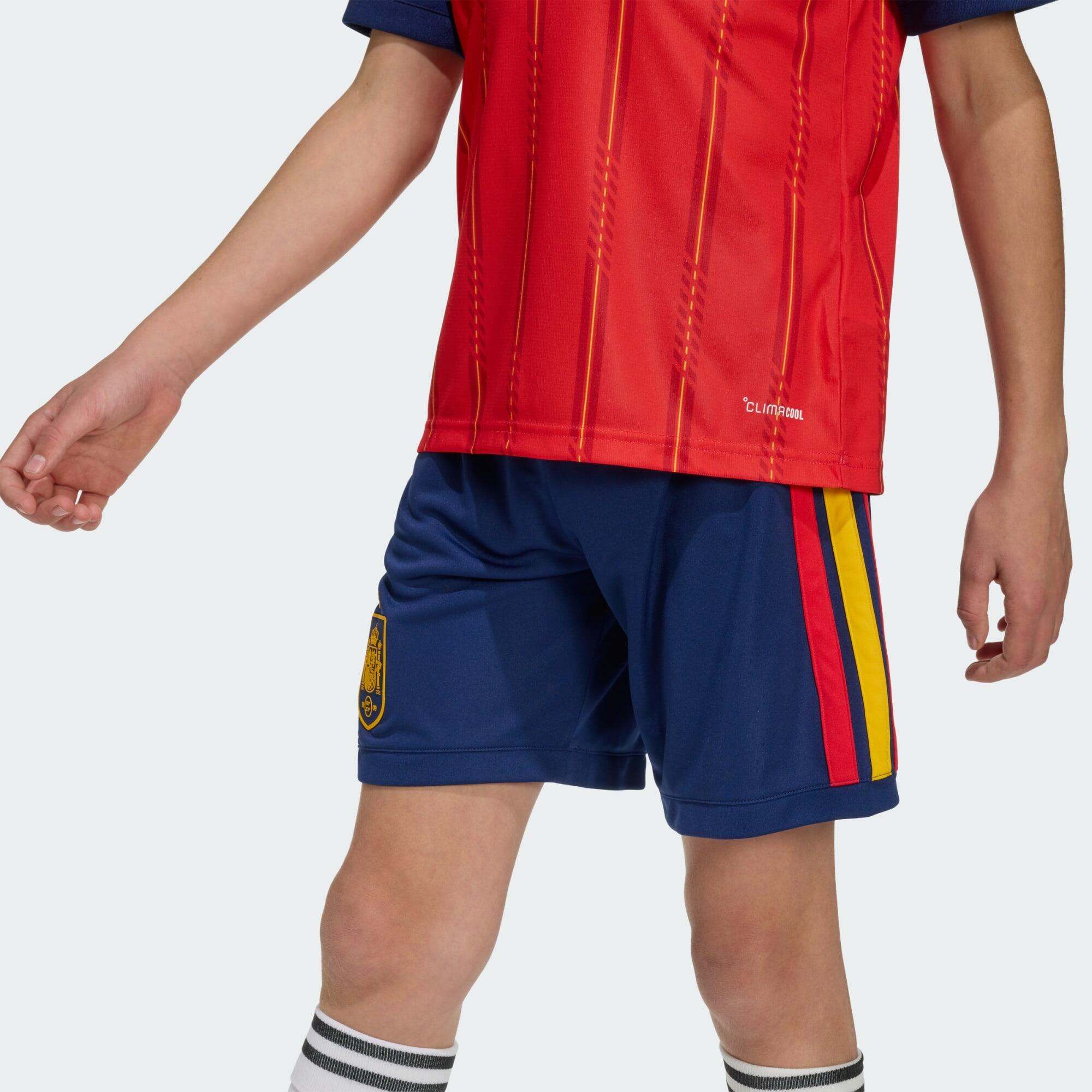 Spanje 26 Thuistenue Jeugd 5/6