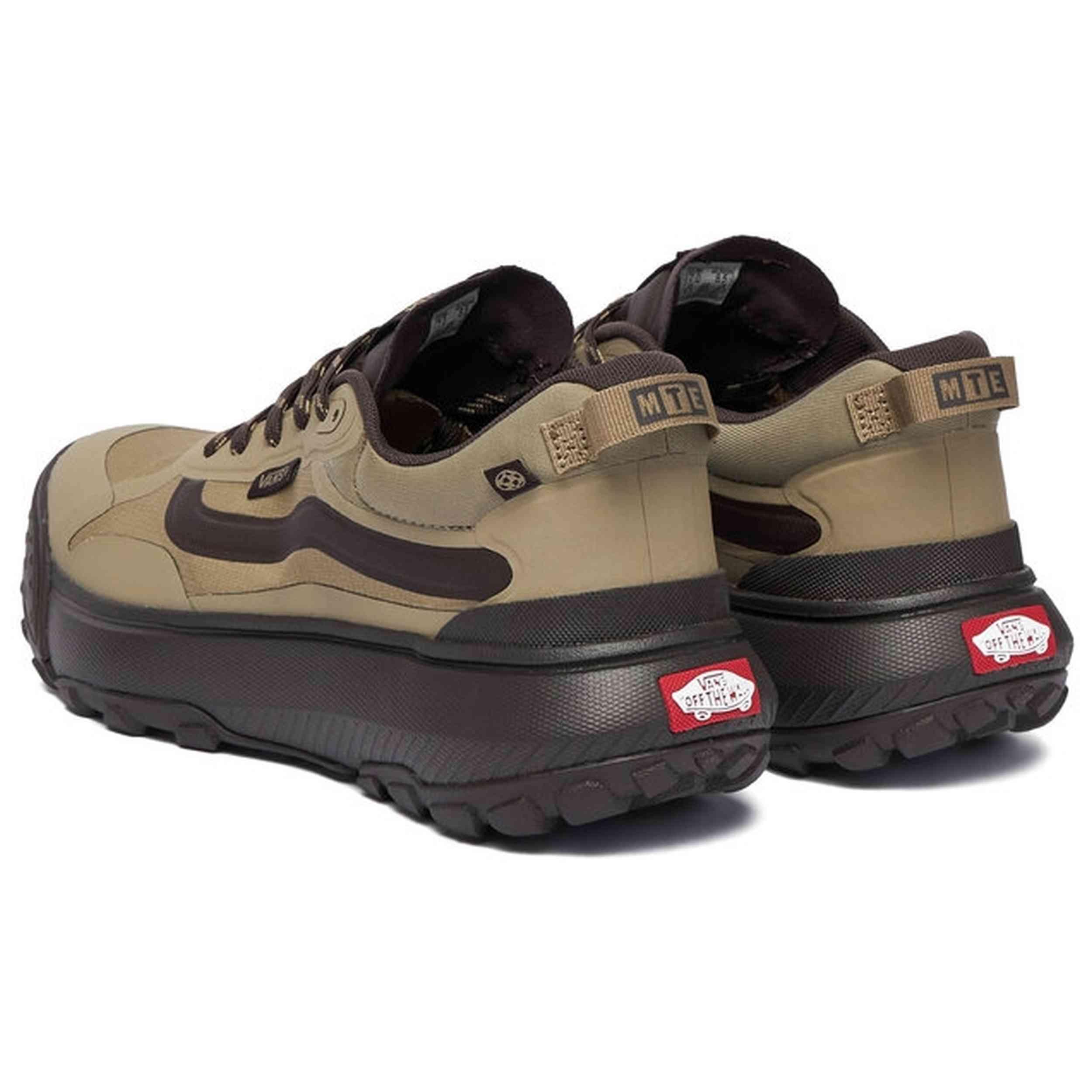 Sapatilhas Vans modelo VN000CVUDRB1 para homem 3/5