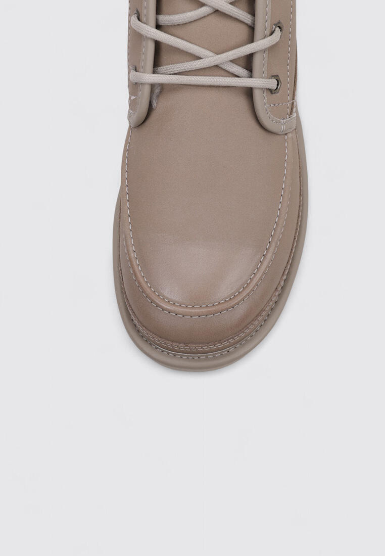 UGG Neumels Moc — Botines de cuero para hombre, Taupe 5/5