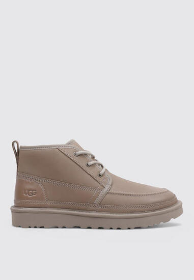 UGG Neumels Moc botines hombre Taupe en cuero con forro textil