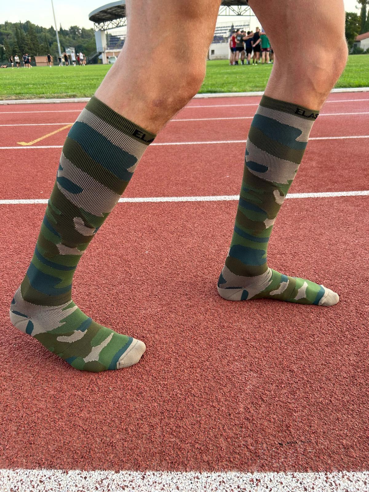Chaussettes de compression haute - Running, course, vélo et sports - Camouflage 3/5