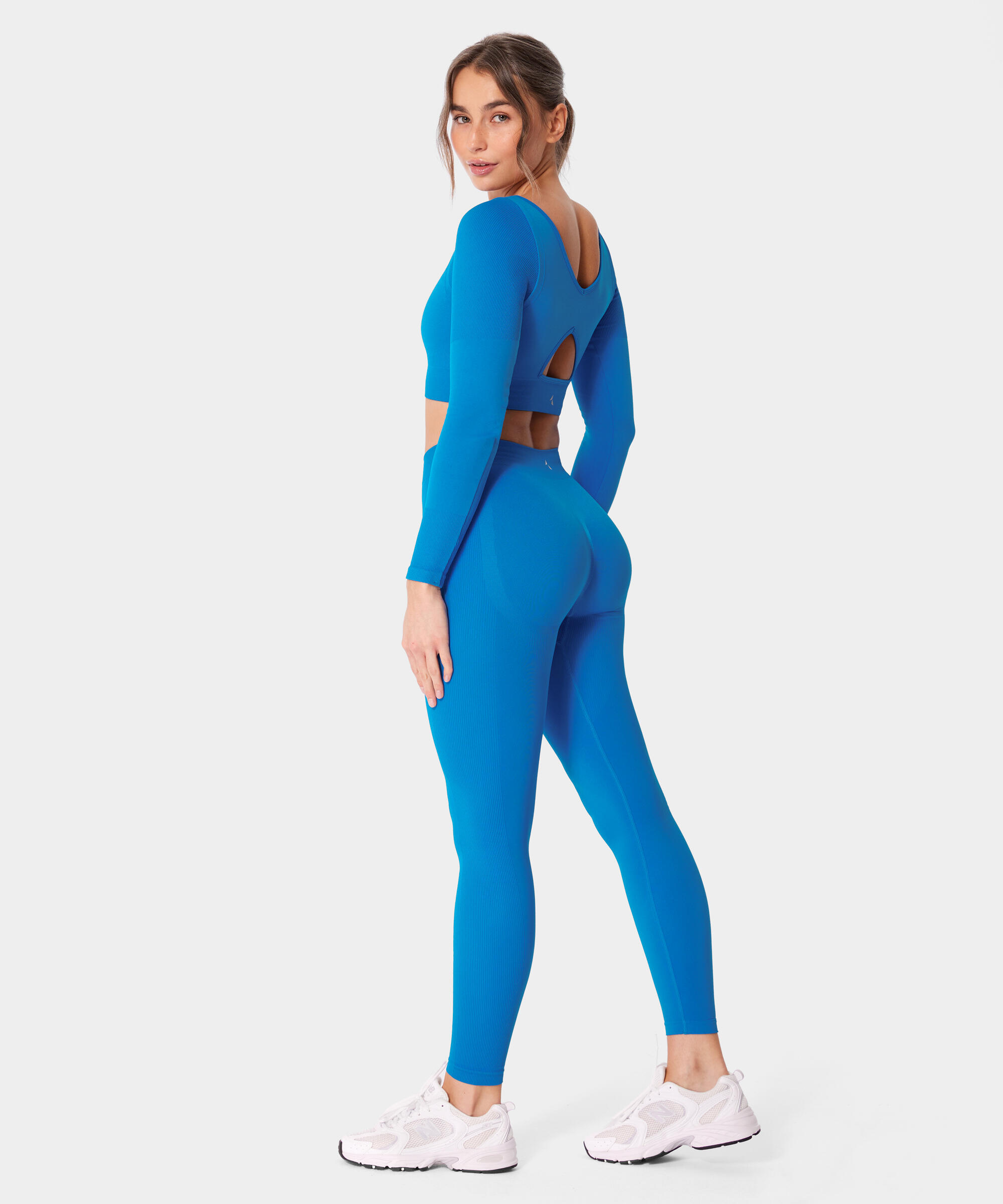 Bezszwowy longsleeve sportowy z wycięciem Carpatree Eris 5/6