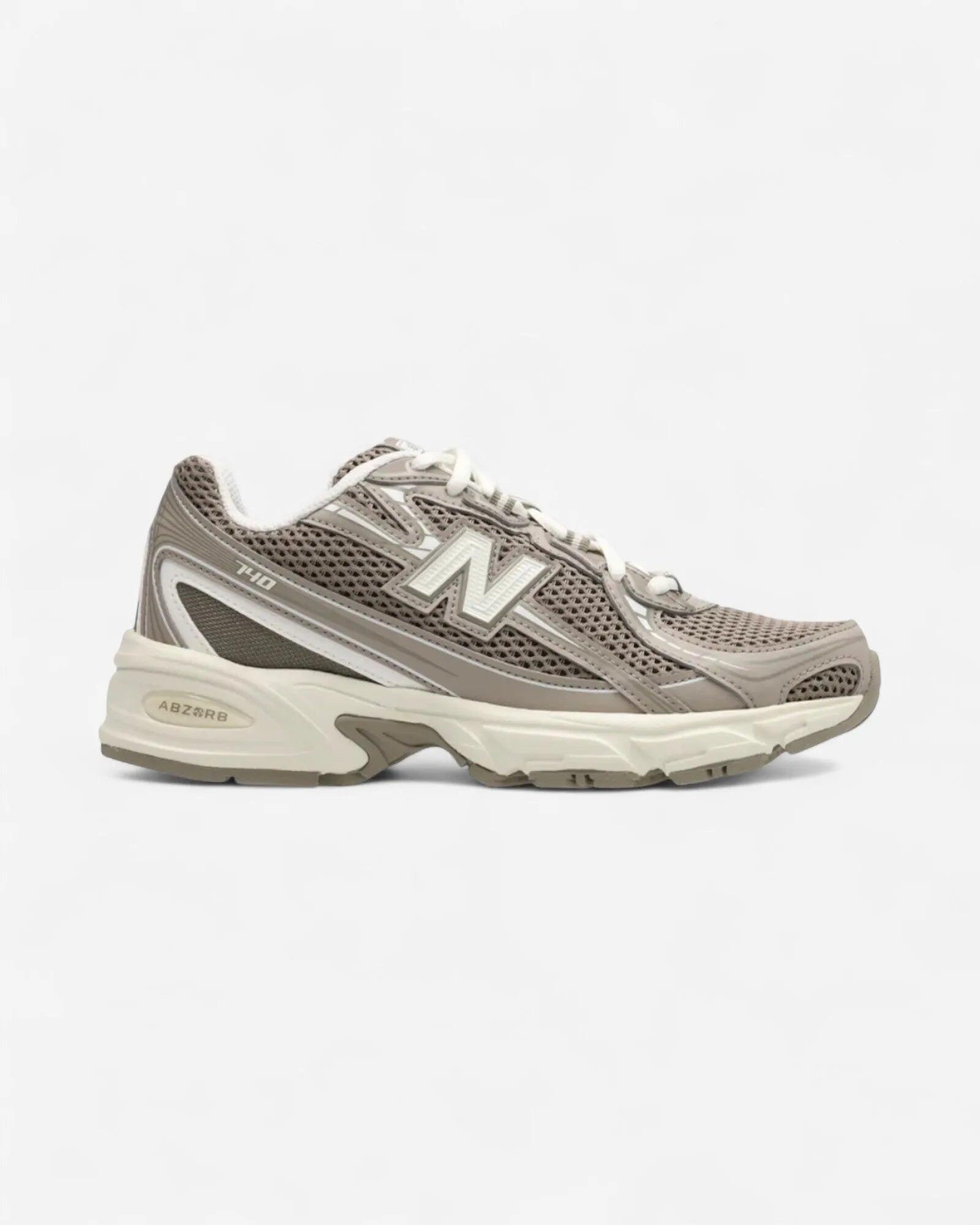 NEW BALANCE picture