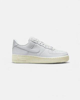 Nike Air Force 1 Low Summit White (Women's)