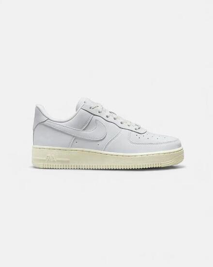 Nike Air Force 1 Low Summit White (Women's)