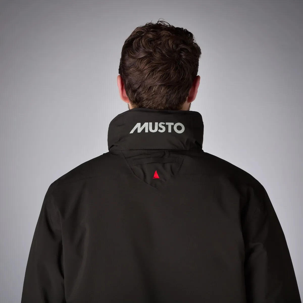 Chubasquero Musto BR1 PL Midlayer 4/7