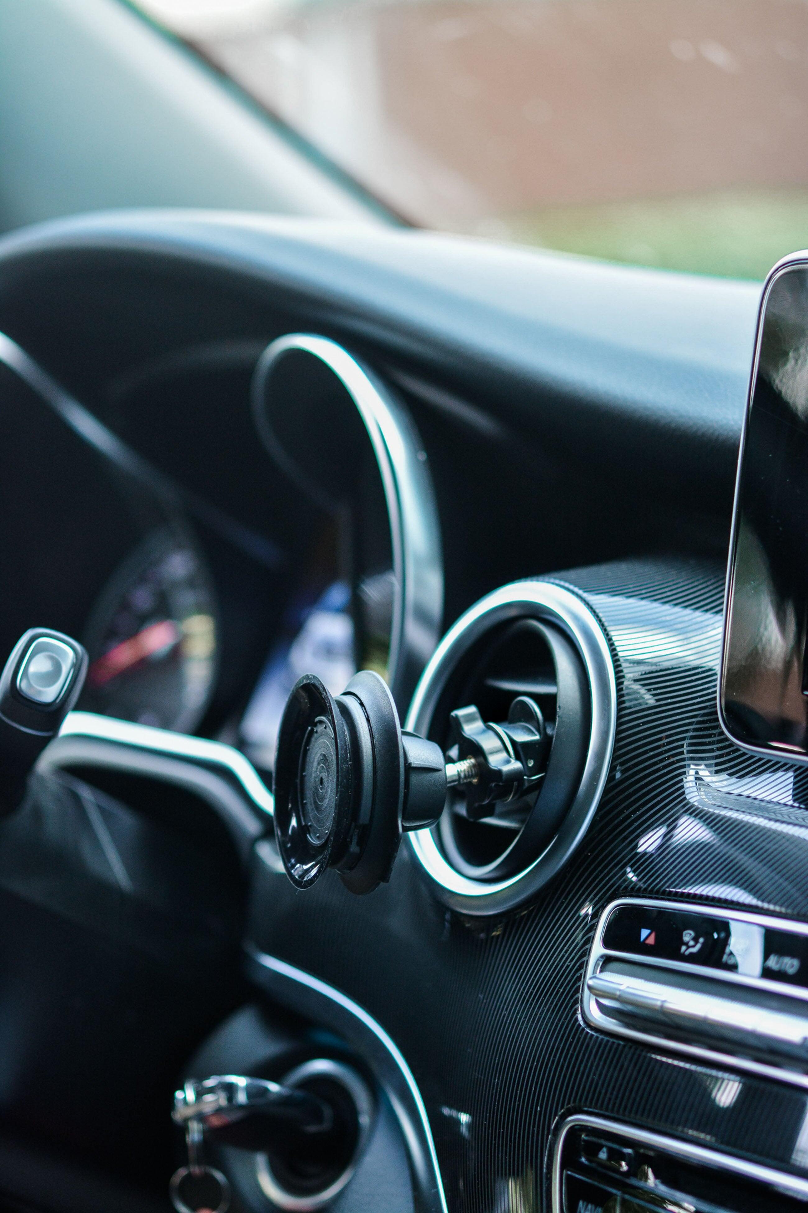 FIDLOCK Smartphonehalter VACUUM car vent base für Auto schwarz 5/7