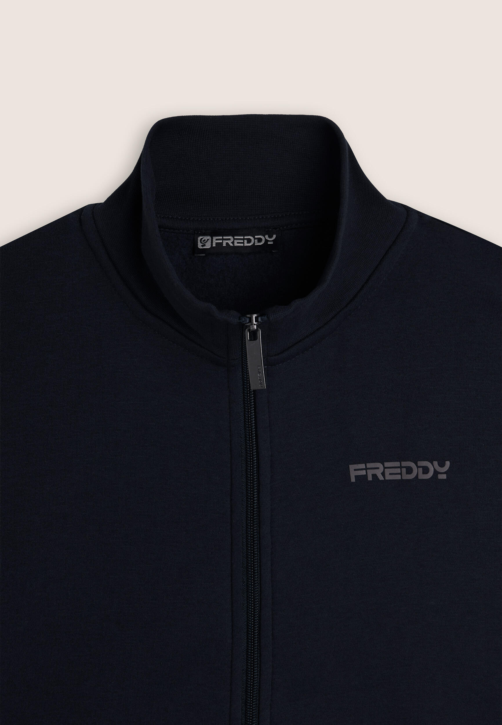 Felpa full zip con collo alto e tasche interne 3/3