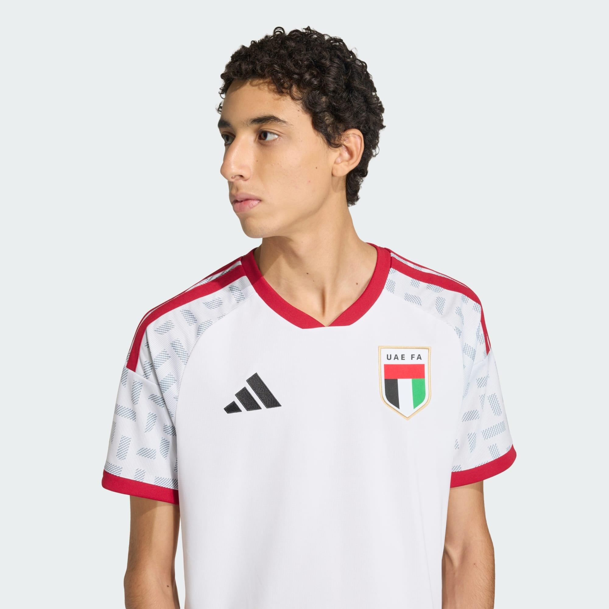 Verenigde Arabische Emiraten 26 Thuisshirt 4/8