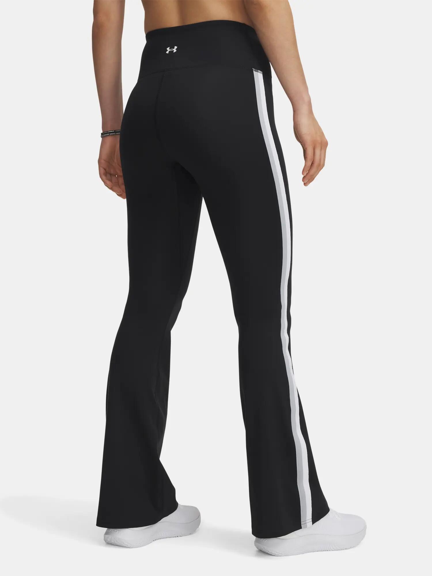Női sportnadrág Under Armour UA Motion Sport Tape Flare-BLK 2/3