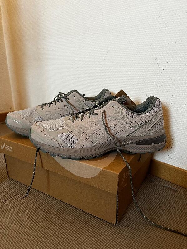 ASICS picture