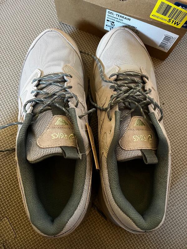 Tussen Particulieren - Asics Gel Cross 6/6