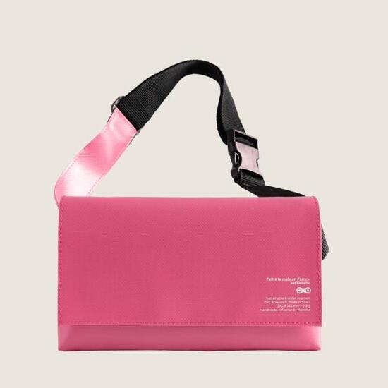 RAINETTE Banane bandoulière rose imperméable - 8 compartiments.