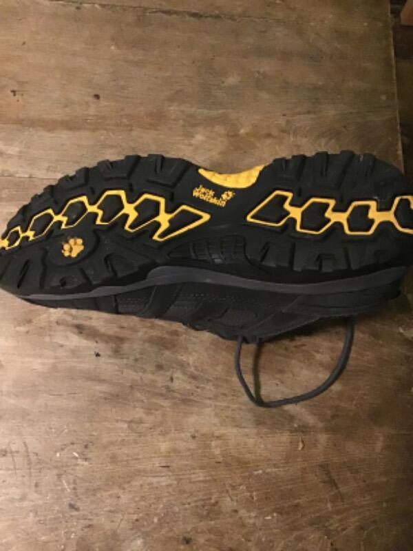 Tussen Particulieren - Donkergrijze Jack Wolfskin wandelschoen heren 2/4