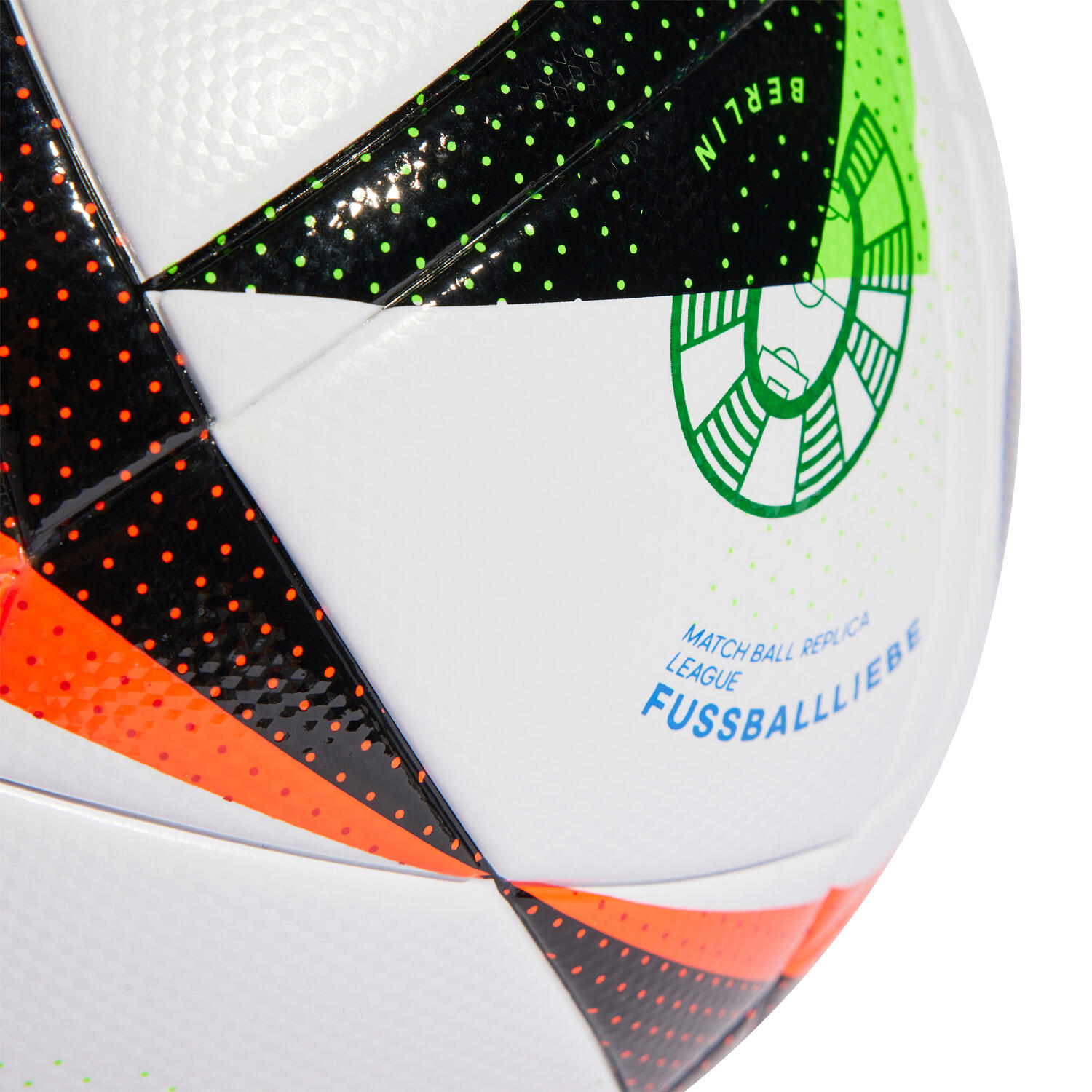 Fussballliebe League Voetbal 3/7