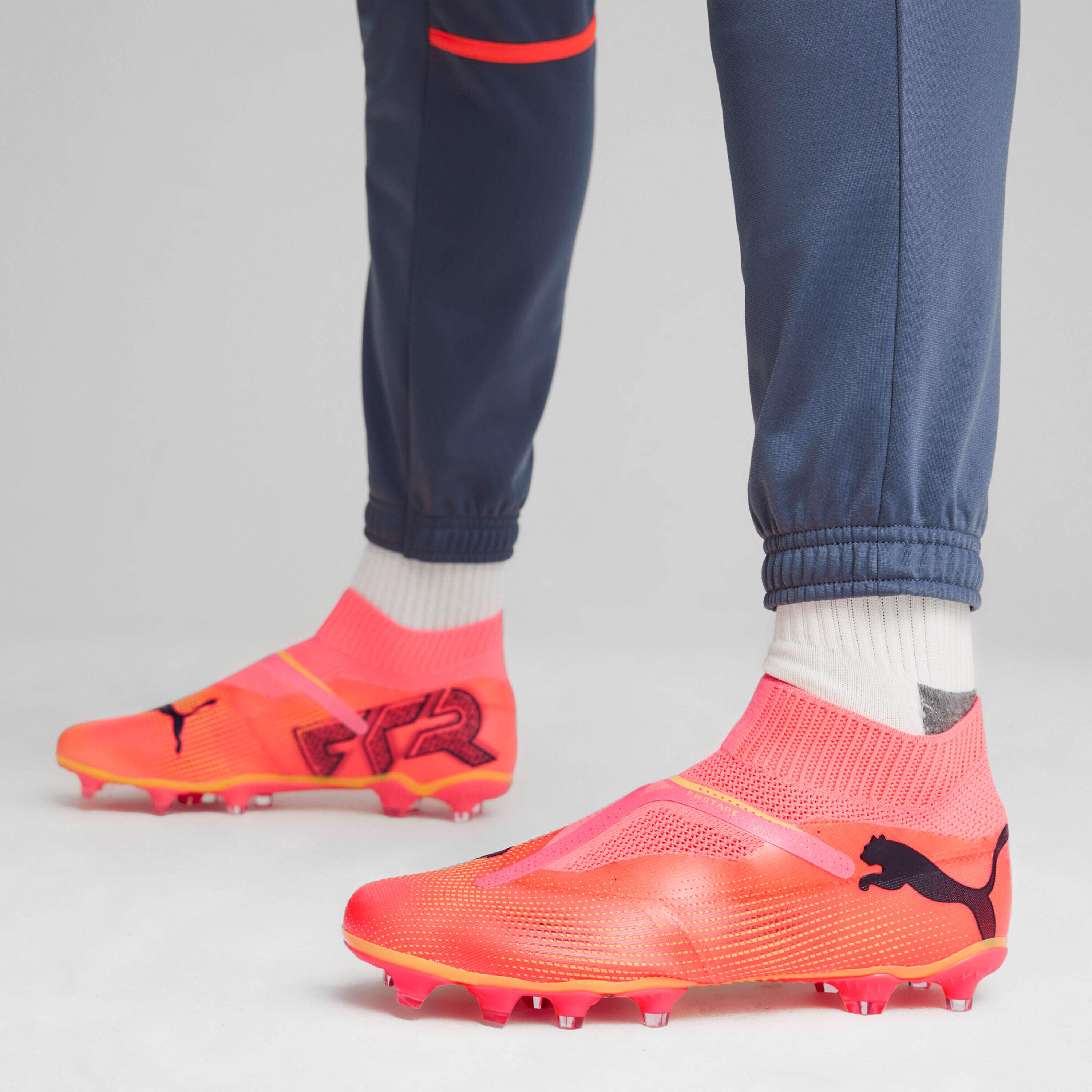 Bezšněrové kopačky FUTURE 7 MATCH FG/AG PUMA 3/7