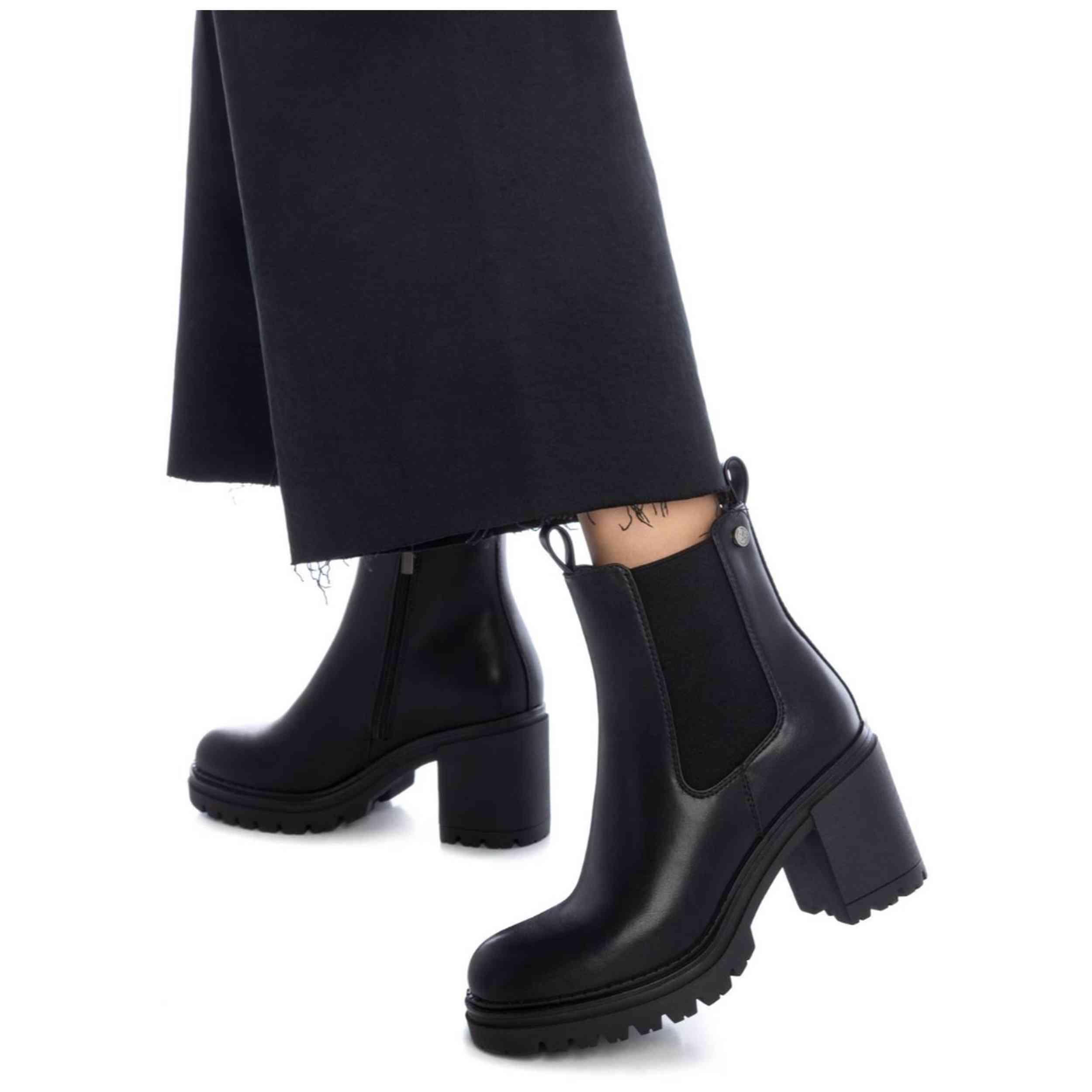 Botines Xti para mujer 2/5