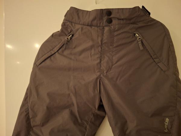 Entre Particuliers - Pantalon de ski pour les filles de 10 ans 2/4