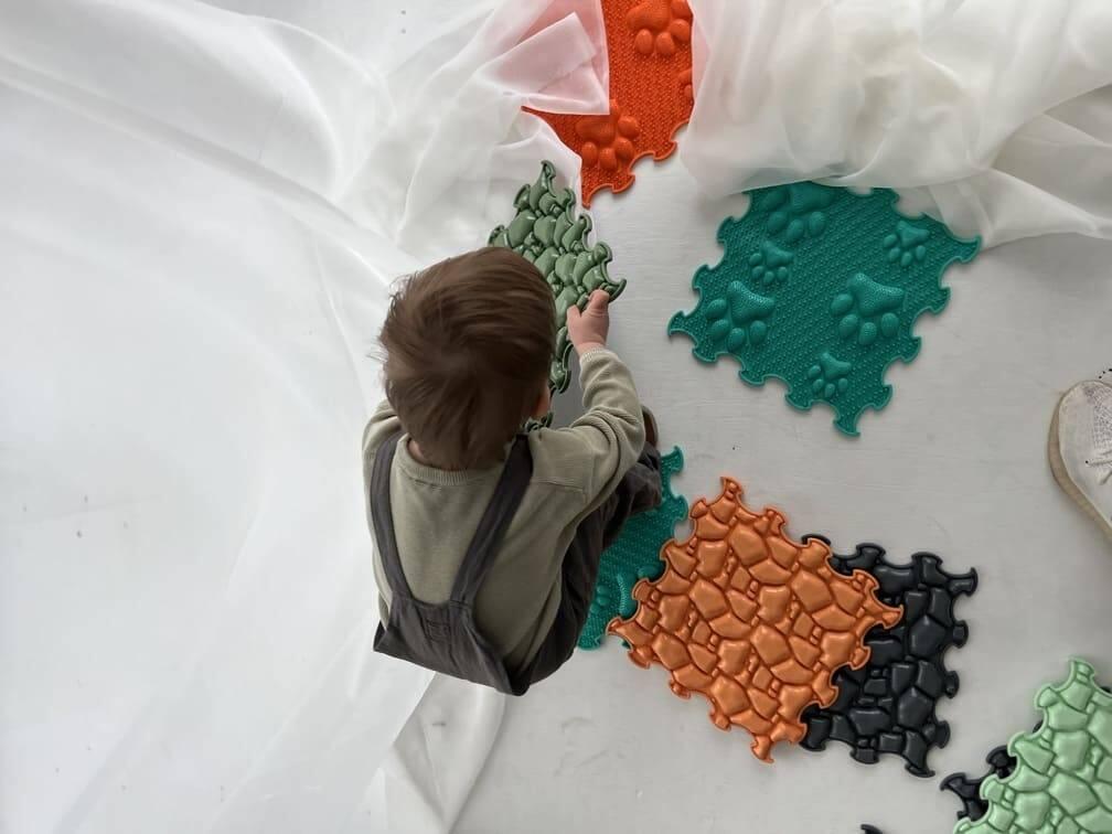 Alfombra Sensorial Masaje Puzzle Stimulative Rainbow – Set 9 Piezas 5/7
