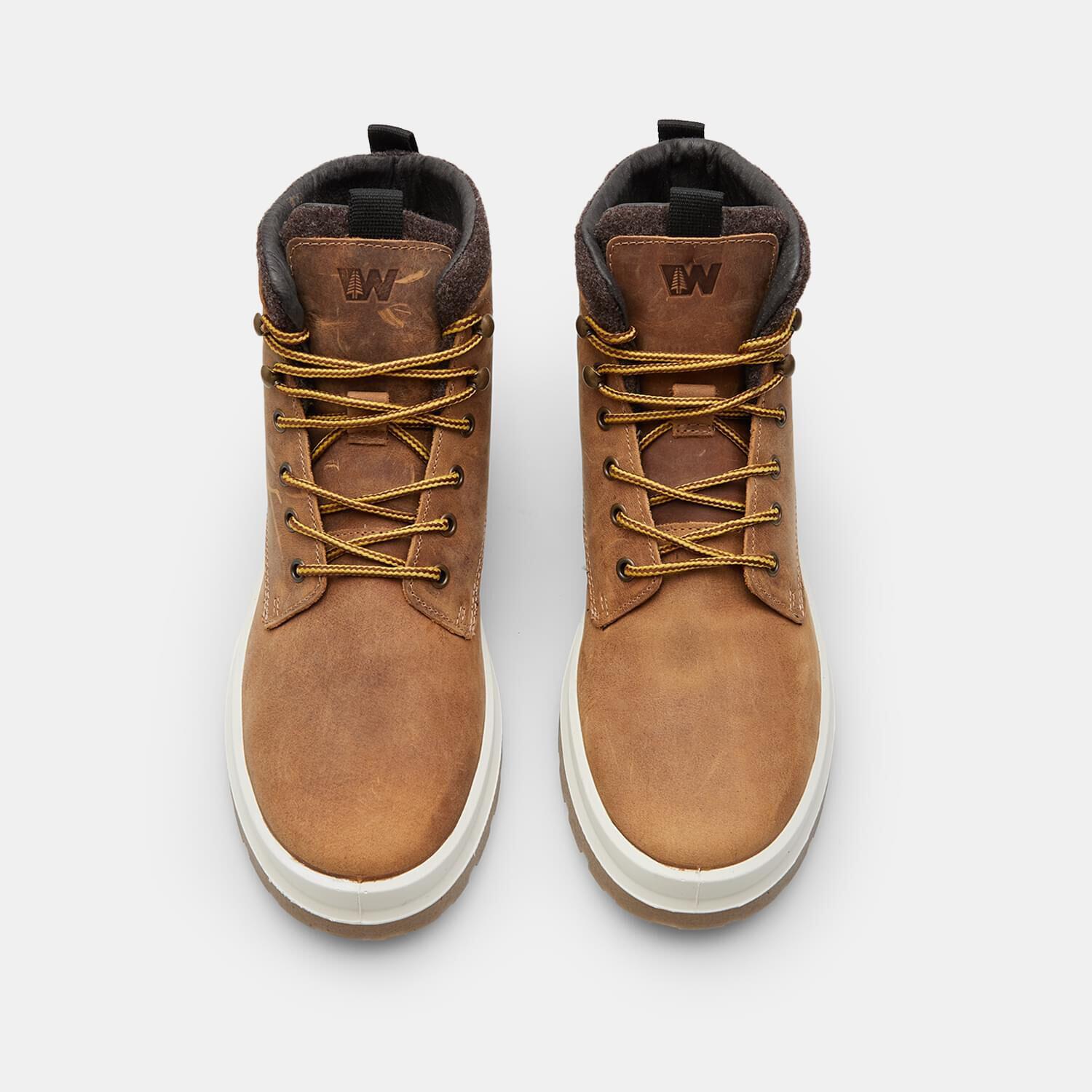 Botín con cordones para hombre en nubuck 4/5