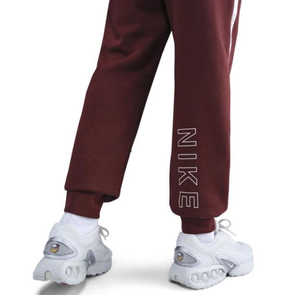 Pantalón Casual Hombre Nike Sportswear Club Men´s Joggers  IH4287-619 Burdeos 3/4