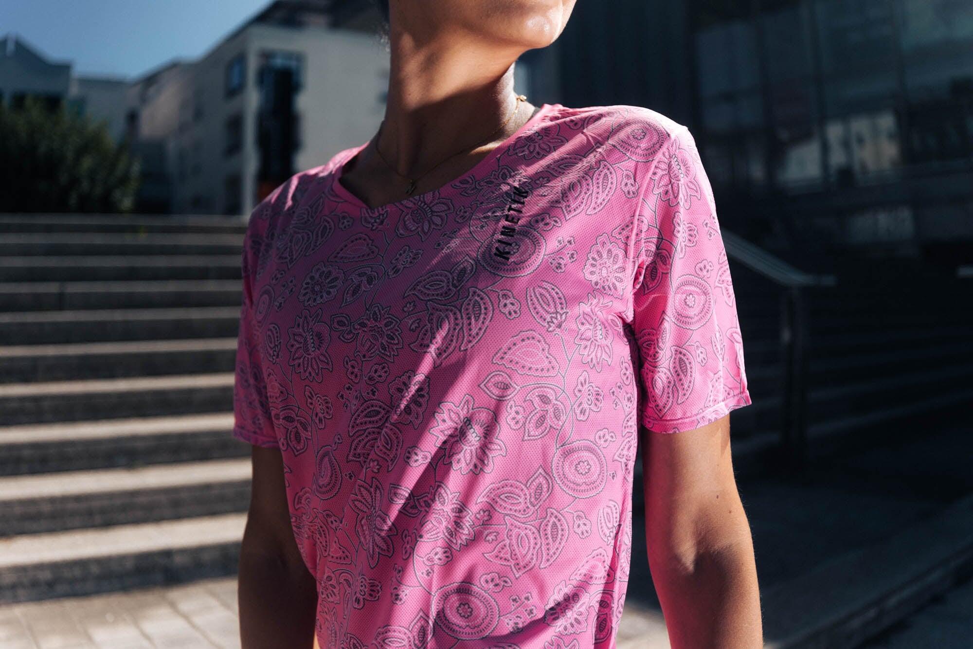 MAILLOT DE TRAIL RUNNING MAVRIK FEMME BANDANA ROSY 3/7