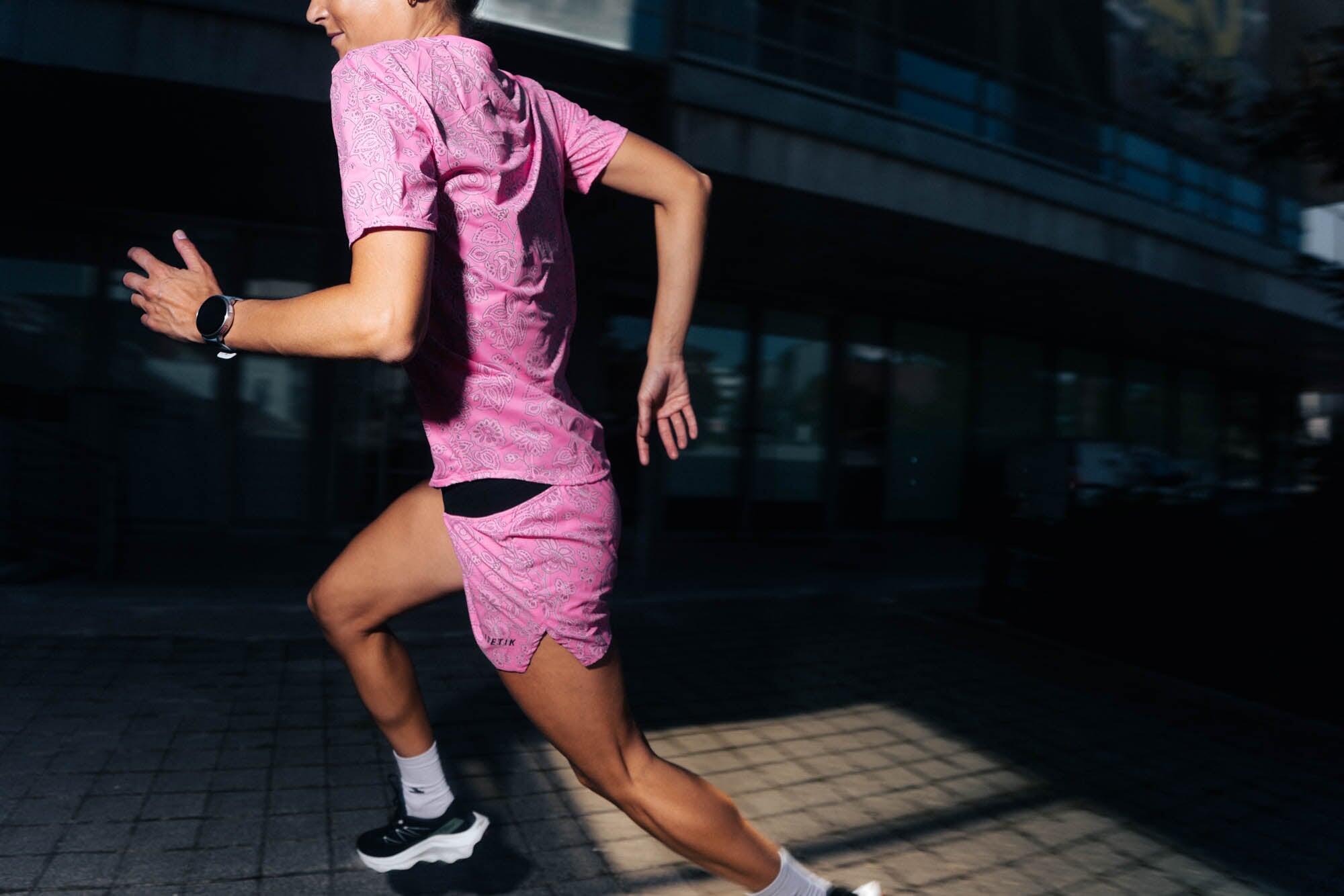 MAILLOT DE TRAIL RUNNING MAVRIK FEMME BANDANA ROSY 5/7