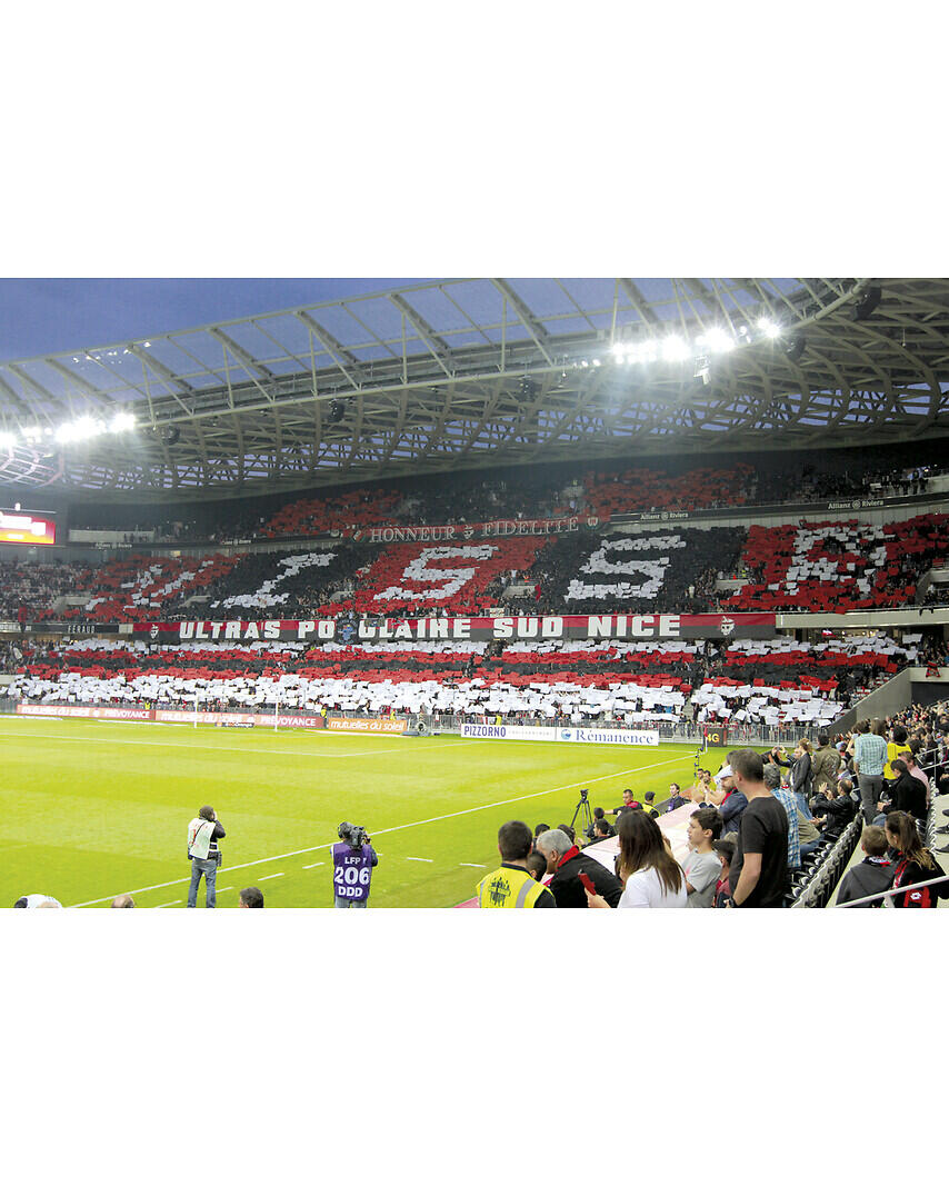 OGC Nice - 2 places pour 1 match (valable 27 mois). 3/4