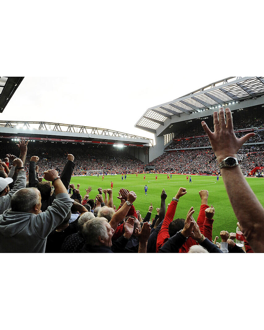 Liverpool FC — Séjour pour 2 avec 2 places Premium et 1 nuit. 2/4