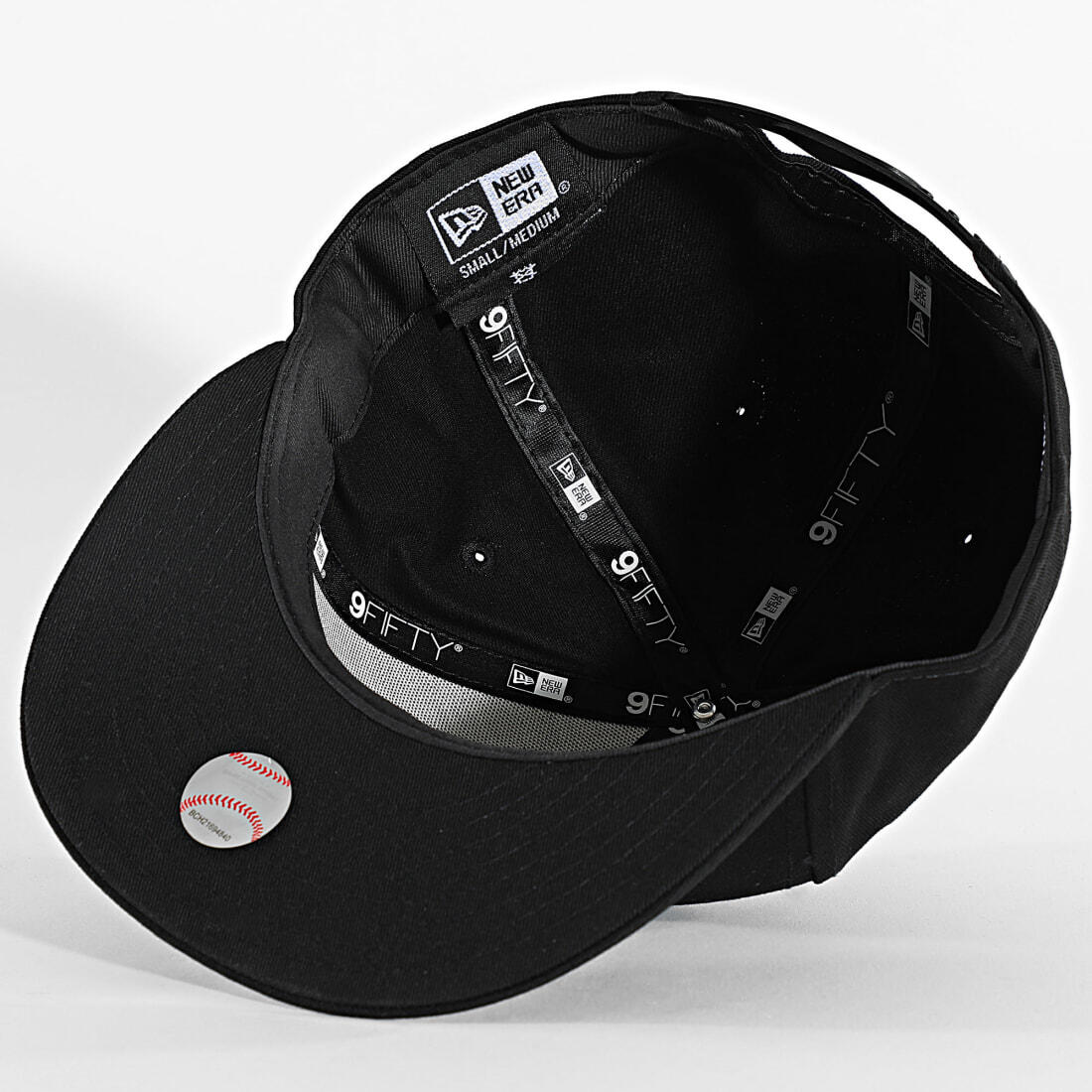 Czapka sportowa Full-Cap z daszkiem Chicago Sox czarna 6/6