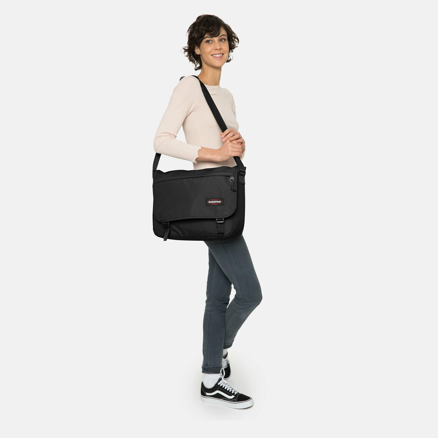 Umhängetasche Eastpak Delegate + 2/7