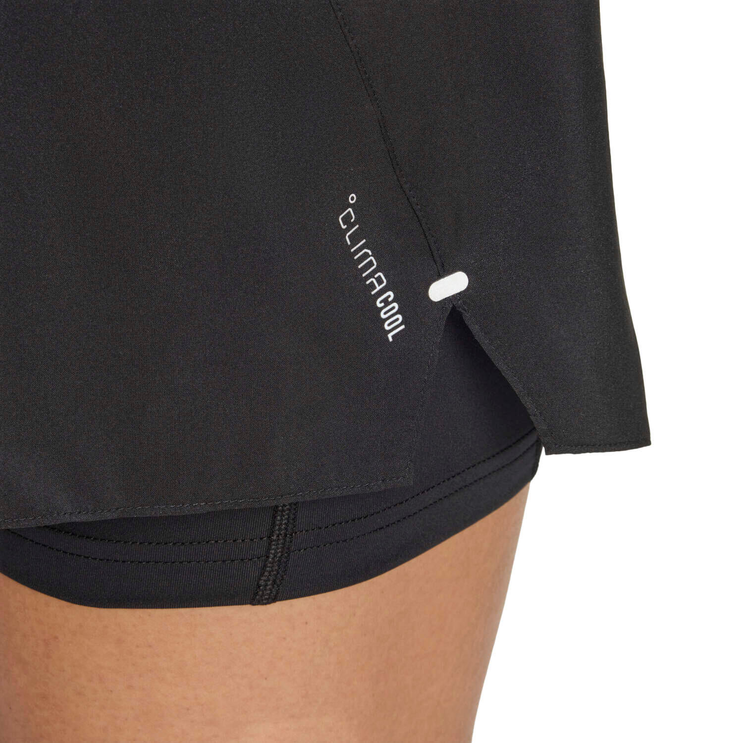Calções de corrida para Mulher Adidas Run essentials Preto. 6/6