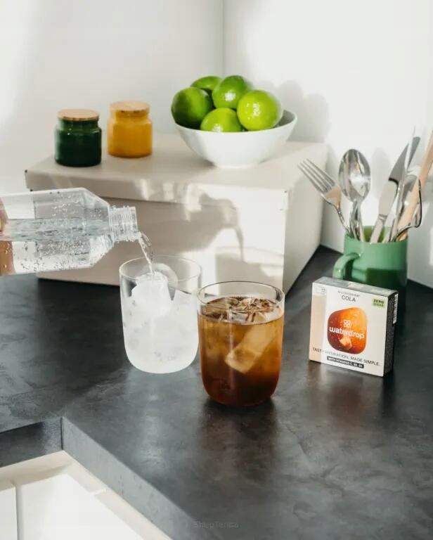 Elektrolity Waterdrop Microdrink o smaku Cola x12 2/5