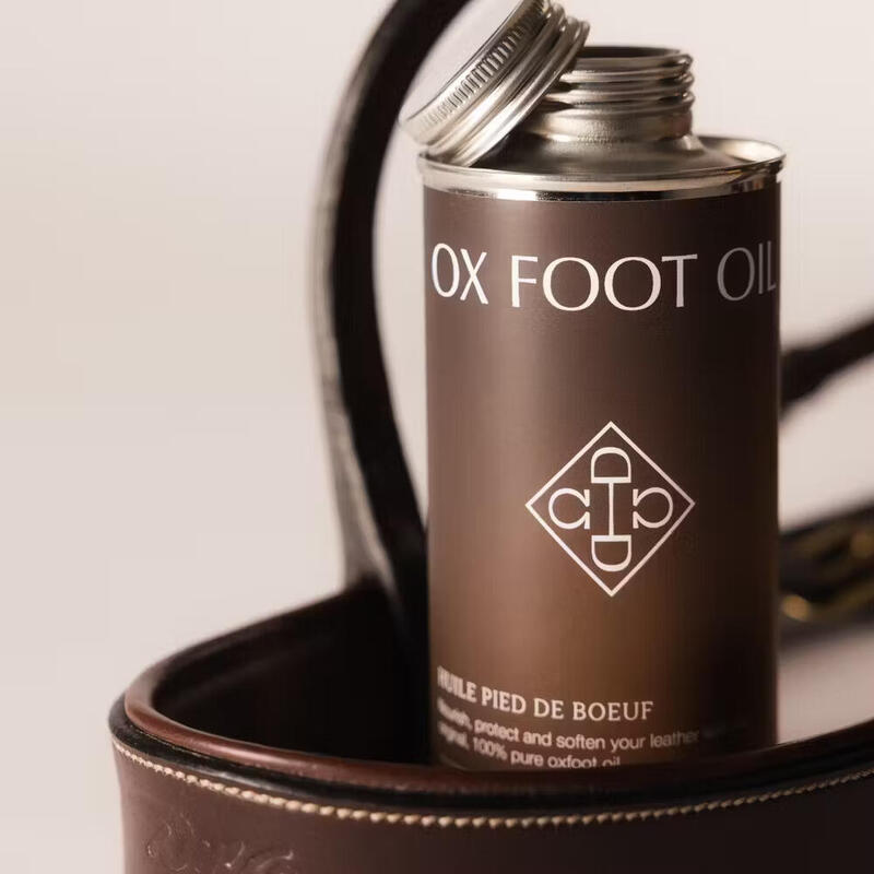 SAVON GLYCÉRINÉ POUR CUIR 400 ML