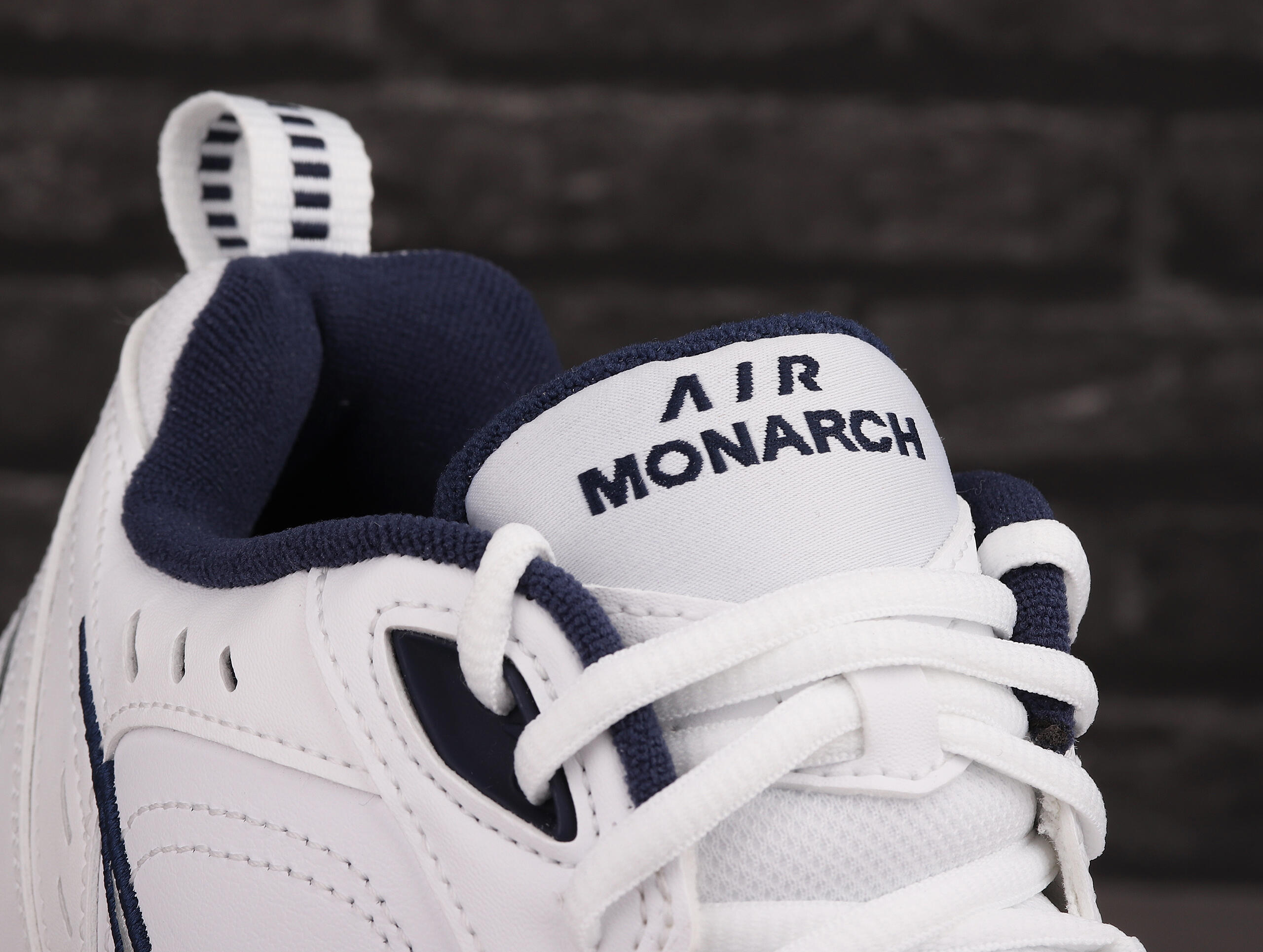 Buty męskie terningowe Nike MONARCH IV 5/7