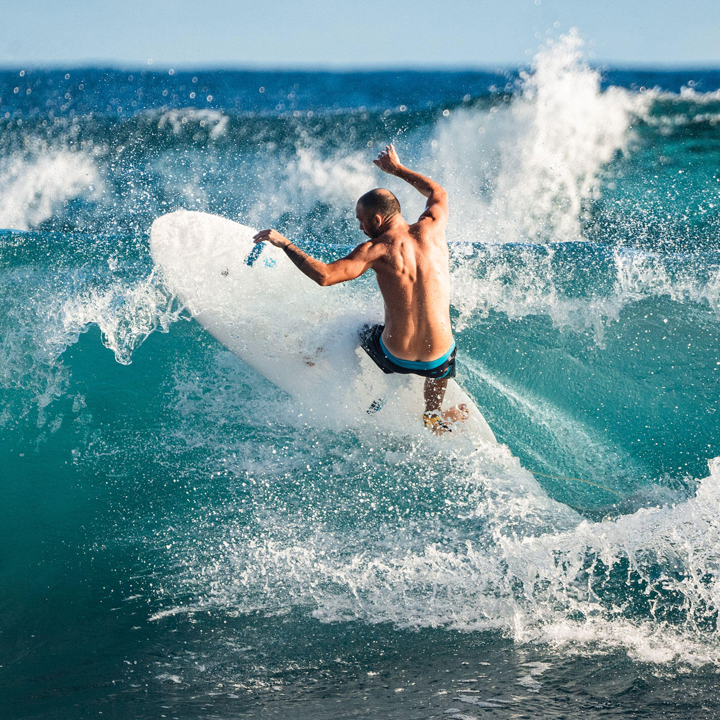 Surf 6'6 Comet – Surf maniable toutes les conditions. Fabrication française. 4/6