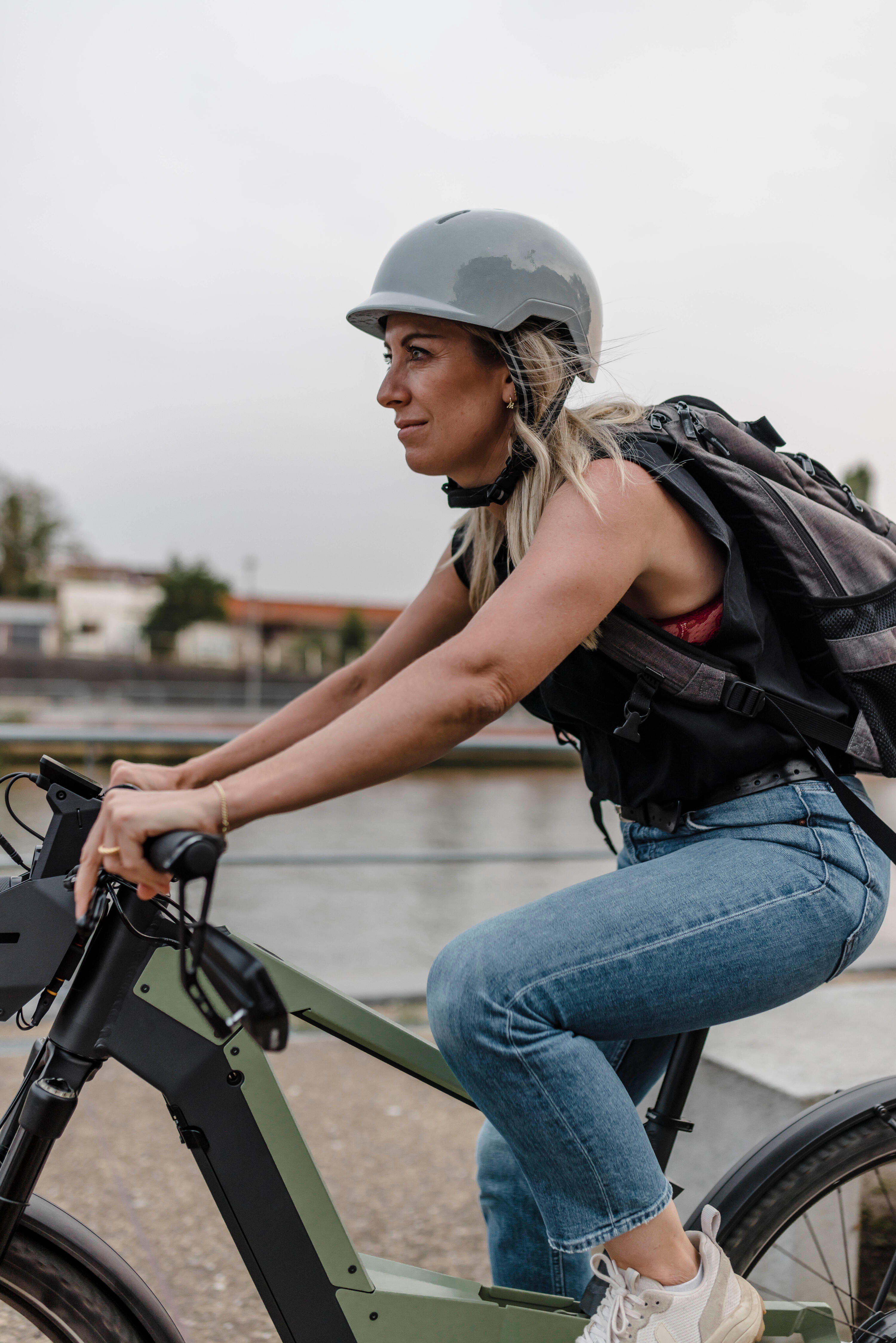 Casco Bici Riflettente Luminoso S con MIPS – Casco Leggero e Sicuro 7/7