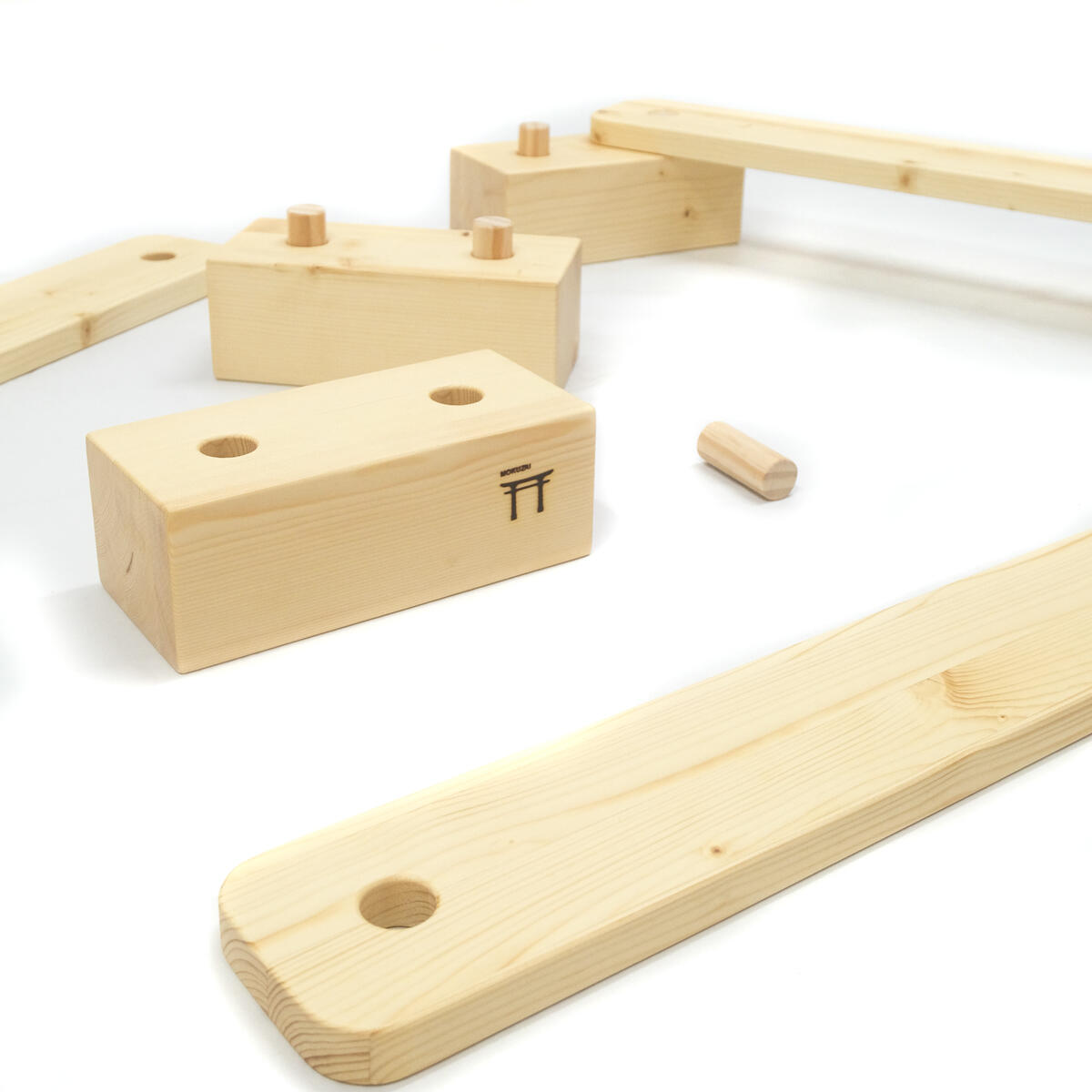 MUEBLE KIDS+BARRA DE EQUILIBRIOS+UNICA+ACEITE 2/3