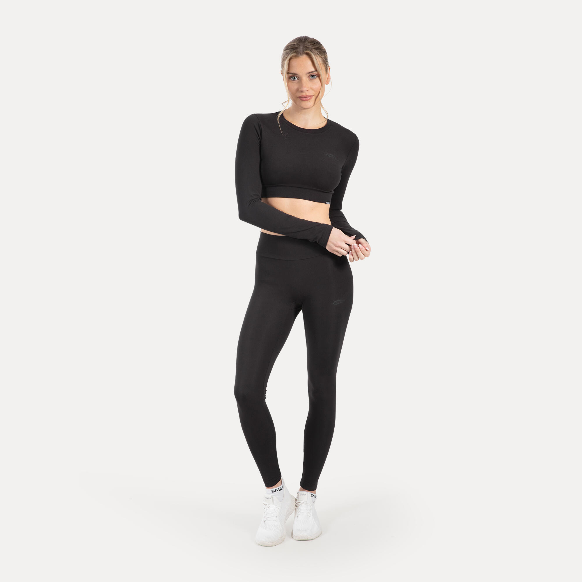 Damen Crop Longsleeve Thalina Schwarz 3/5