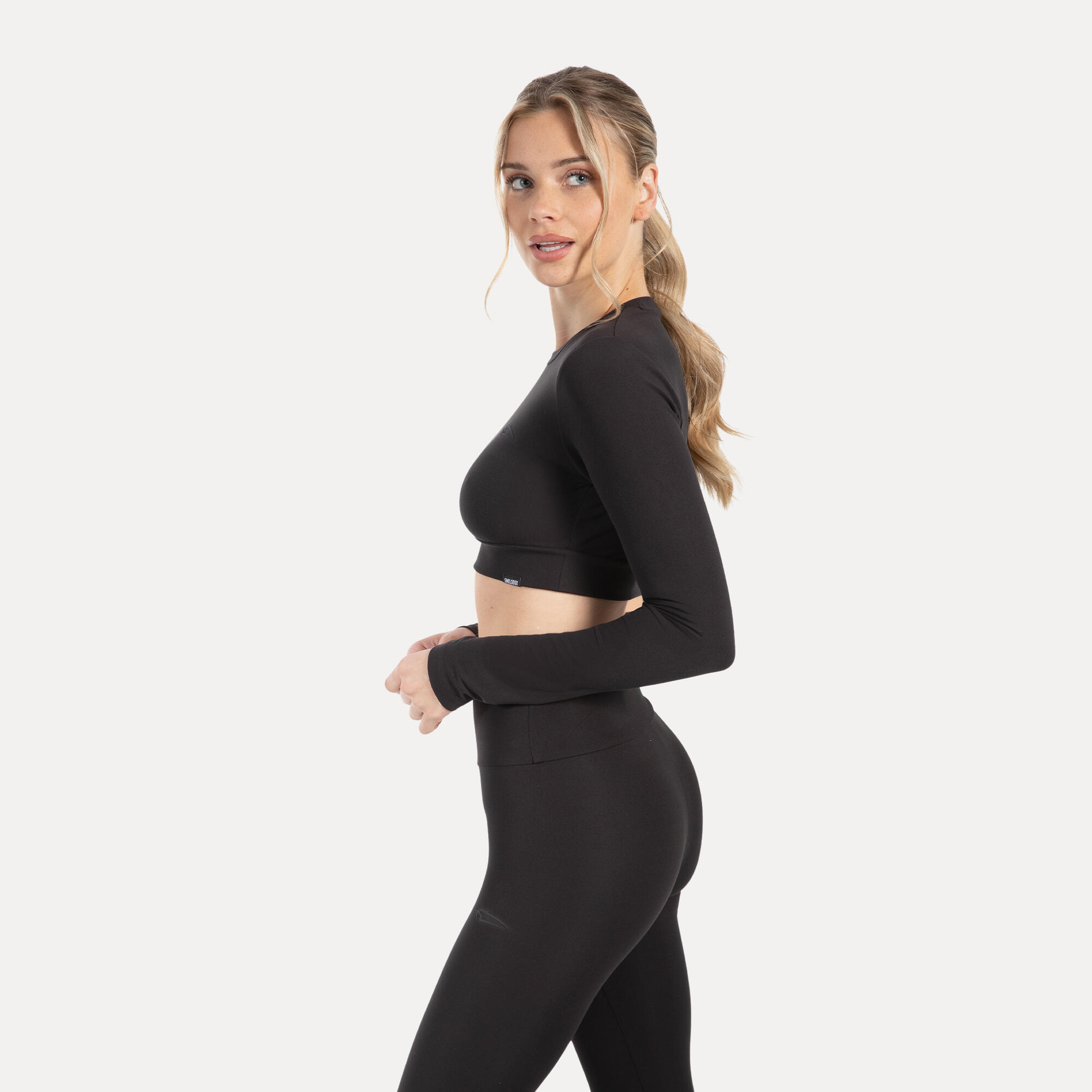 Damen Crop Longsleeve Thalina Schwarz 2/5